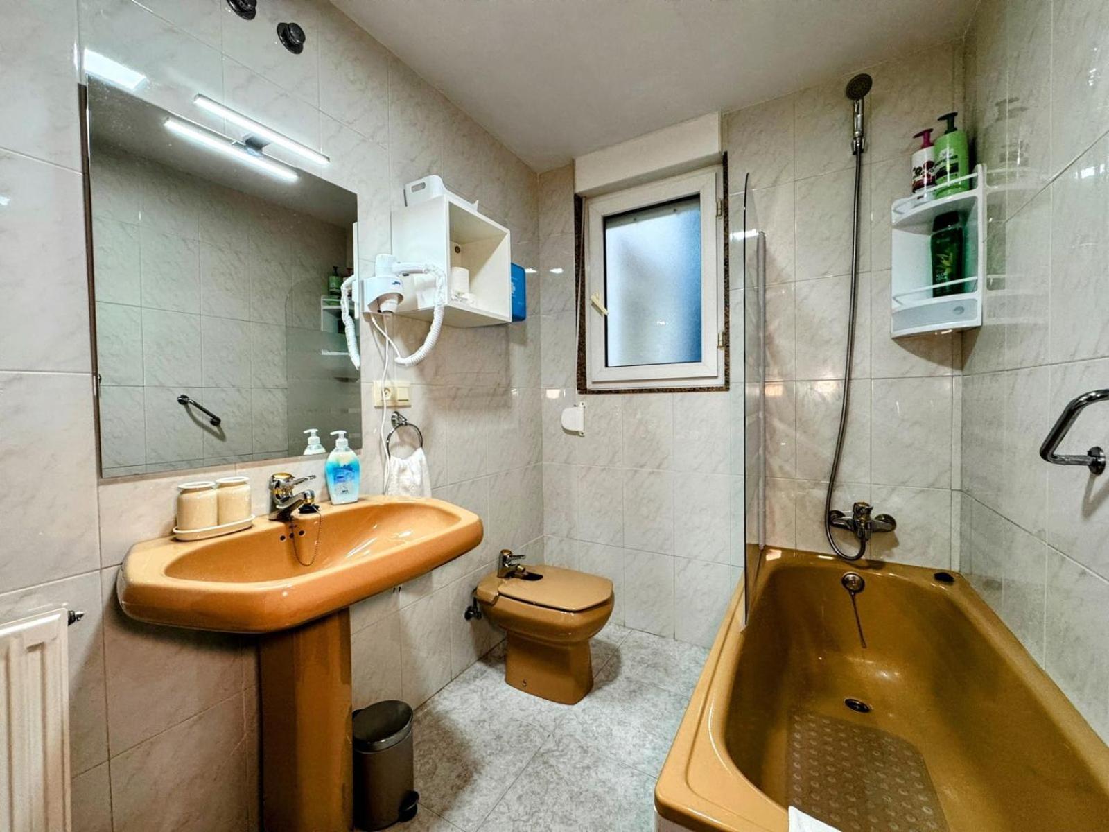 Apartamento Elena Centrico Con Wifi Onís Exterior foto